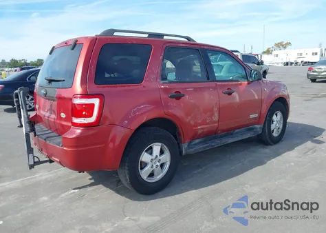 2008 Ford Escape Xlt z USA, uszkodzony, nr VIN 1FMCU03148KE30230